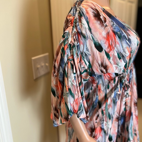 Misa Los Angeles - Picture 3 of 4